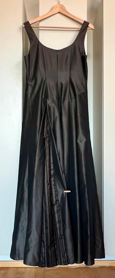 Abendkleid / Ballkleid, passende Jacke, 40, sehr guter Zustand in Dresden