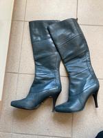 5th Avenue Stiefel grau Leder Schuhe aus Schuhsammlung Gr. 39 Dresden - Bühlau/Weißer Hirsch Vorschau