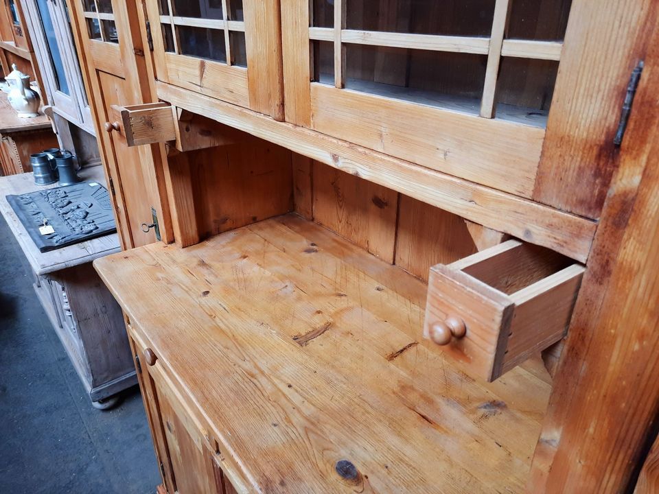 ausgefallener, antiker Buffetschrank, besonders schön, Vintage in Rheine