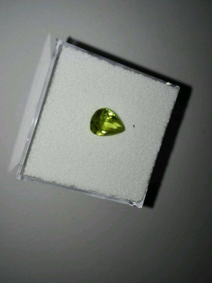 Titanit/Sphen 0,95 ct, Pakistan in Gießen