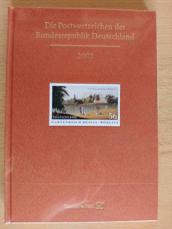 Deutsche Post Briefmarken Jahrbuch 2002 in Original Schutzfolie in Niederkassel
