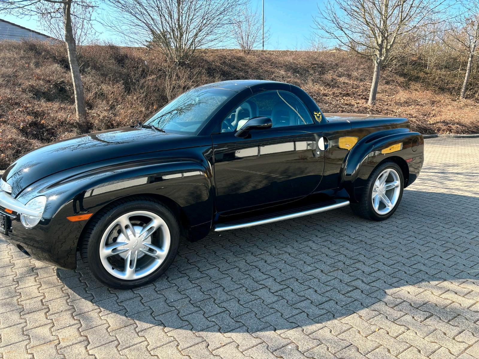 Abbildung des Autos Chevrolet SSR Cabriolet …