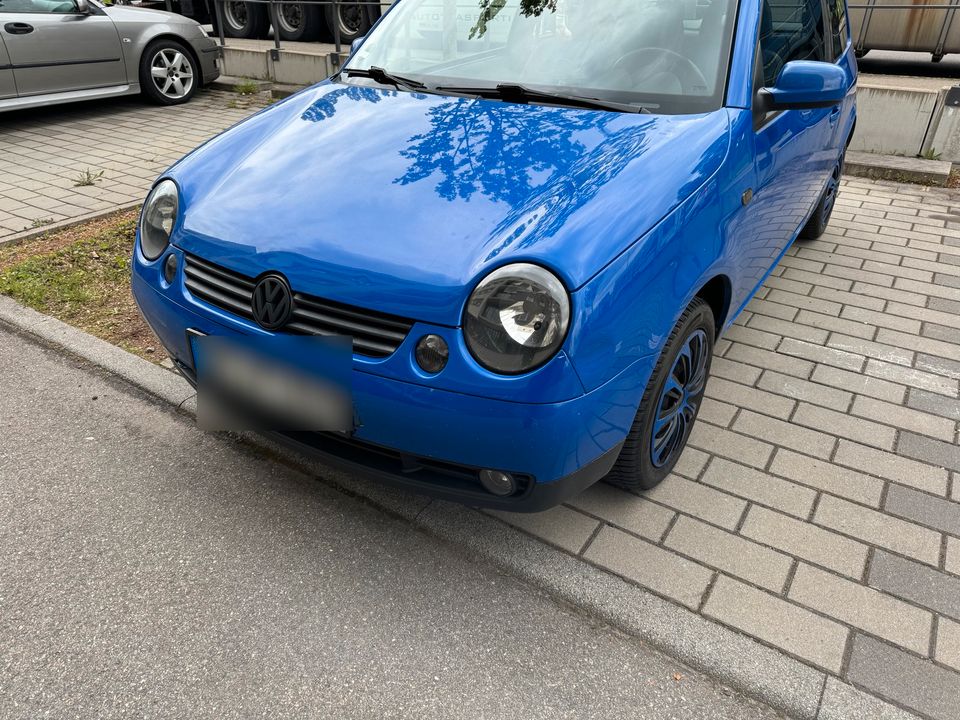 VW Lupo 1,4 l 16v 8fach Bereift in Böblingen