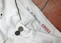 Cross Jeans weiß straight leg W28 L32 Niedersachsen - Holtland Vorschau