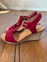 *Gabor* Sandalen mit Keilabsatz, rot, Gr. 37,5, Neu, NP. 99.-€, Bayern - Reisbach Vorschau