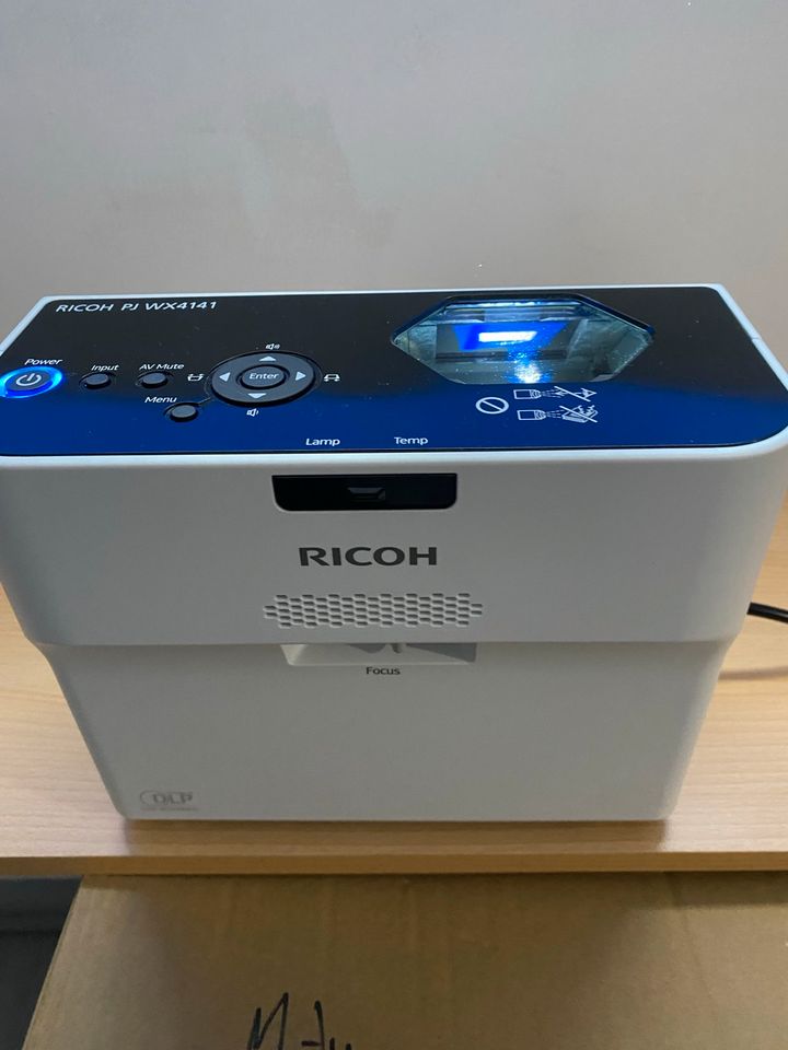 Ricoh PJ WX 4141 Ultrakurzdistanz-Projektor in Rodalben