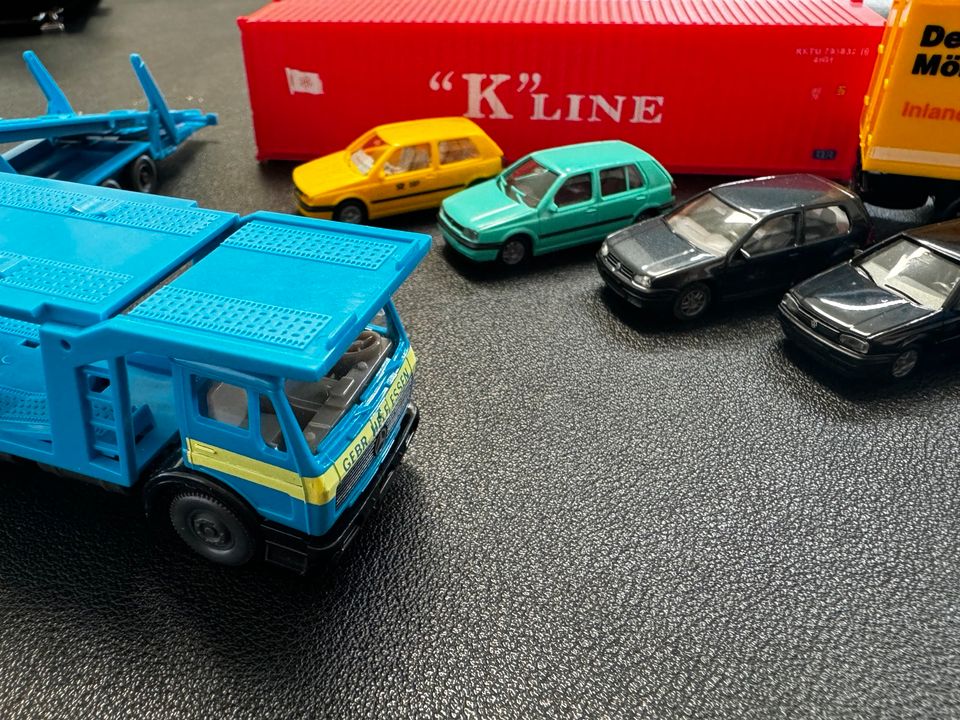 Konvolut Wiking Modellautos H0 1:87 pkw Golf VW Käfer Container in Eich