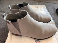 s.Oliver Stiefelette, Chelsea, hellgrau mit silber Damen Gr. 40 Herzogtum Lauenburg - Wentorf Vorschau