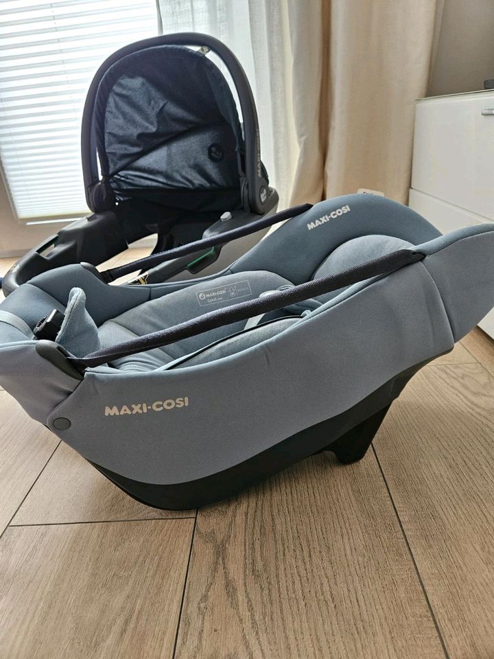 Auto Babyschale Maxi Cosi Coral 360 i-Size in Hamburg