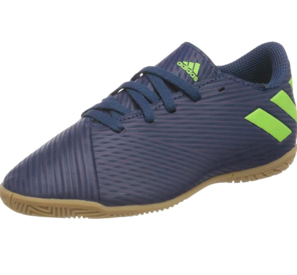 Adidas nemeziz halle 2025