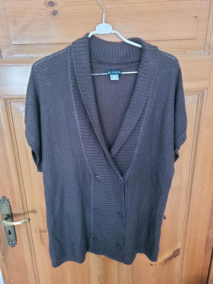 Strickjacke Mia linea, gr. 44/46 in Salzwedel