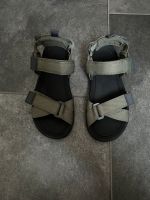 Sandalen Zara Gr. 34 Nordrhein-Westfalen - Solingen Vorschau