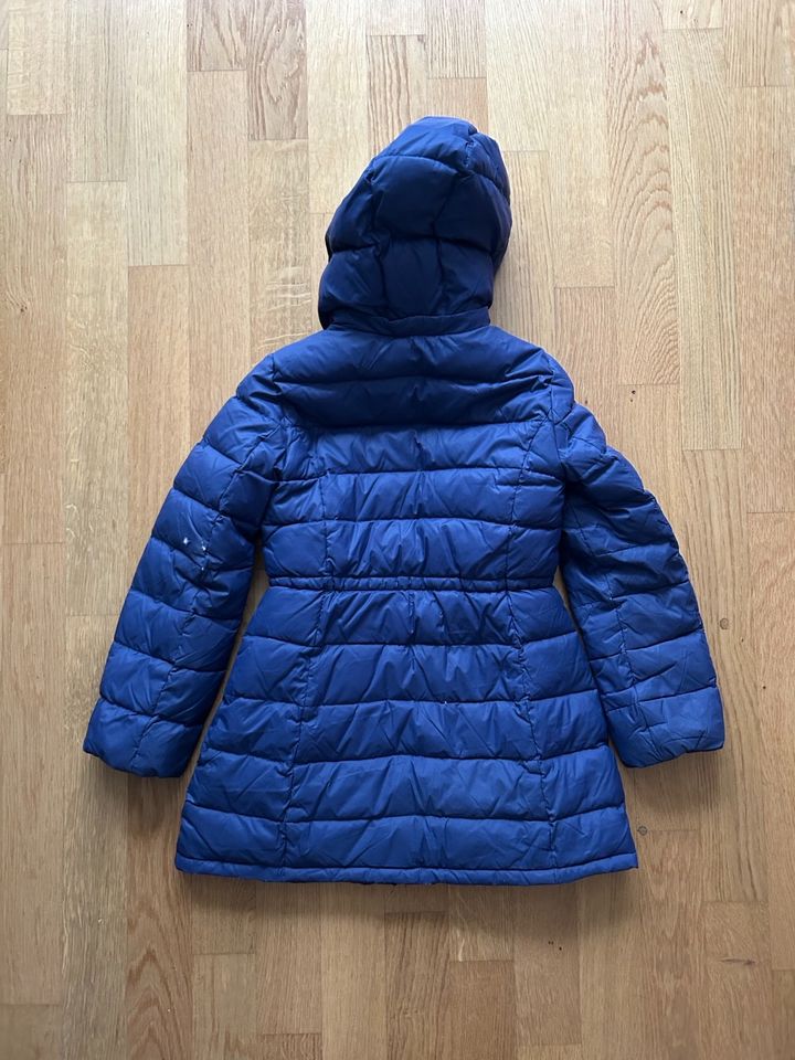 Daunenjacke  Winterjacke Gr. 122-128 in Düsseldorf