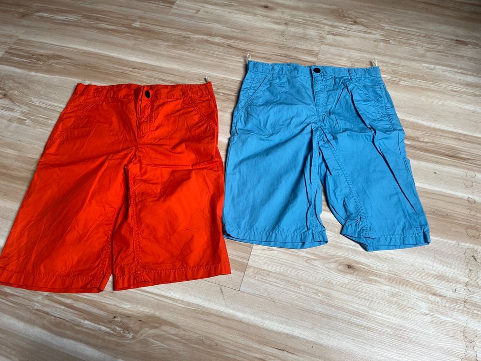 Kurze Hosen / Shorts Gr. 164 in Radebeul