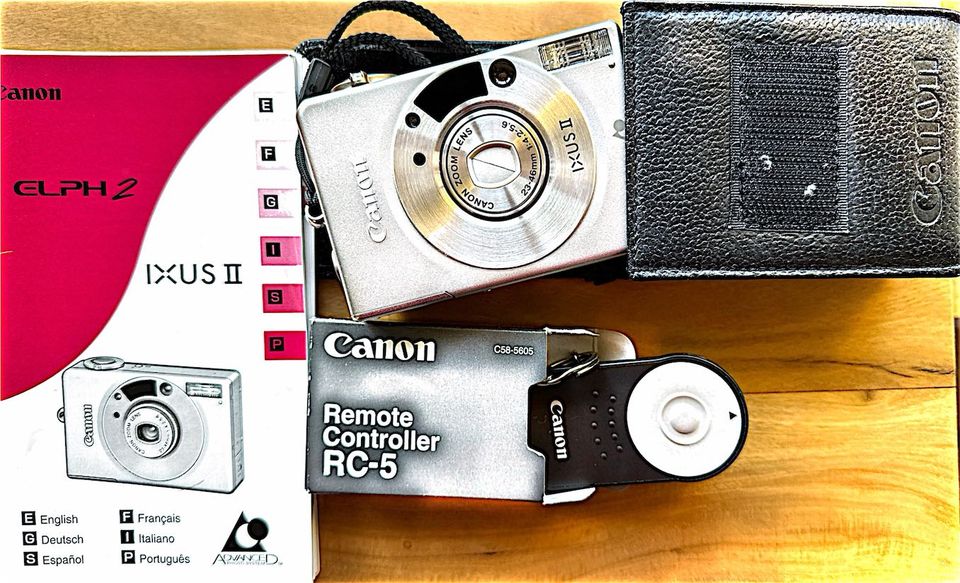 Canon IXUS Analogkamera mit Ferbedienung, kaum benützt in Planegg