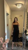 Schwarzes satin Kleid wie neu München - Moosach Vorschau