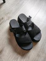 UGG Sandale gr 43 wie neu Hessen - Kassel Vorschau