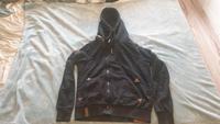 Levis, Naketano, Mammut (M) und North Face (S) Hessen - Dietzenbach Vorschau