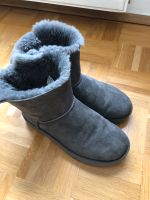 UGG Boots in Grau Grösse 41 Frankfurt am Main - Eckenheim Vorschau