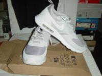 Nike Air Max Vision in der Gr.44 in weiß Köln - Ostheim Vorschau