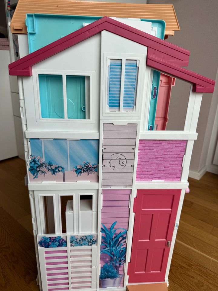 Barbie Traumvilla Stadthaus mit 3 Etagen in Schweich