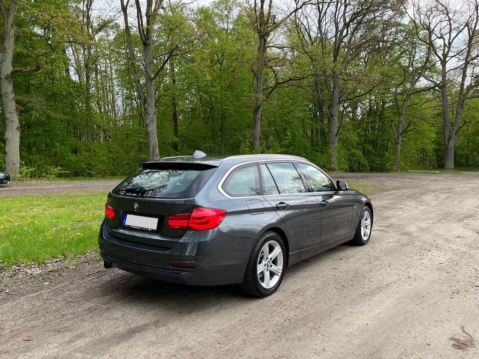 BMW 318 D Touring in Buckow (Märkische Schweiz)