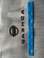 Nissan Qashqai J12 Emblem Logo hinten und Schriftzug Nordrhein-Westfalen - Herne Vorschau