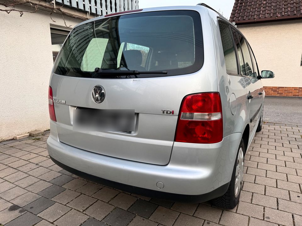 VW Touran 1.9TDI *Zahnriemen & Kupplung NEU* in Herrenberg