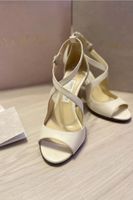 Jimmy Choo Emily 37 Sandalen Brautschuhe Creme Absatzschuhe Brandenburg - Schönefeld Vorschau