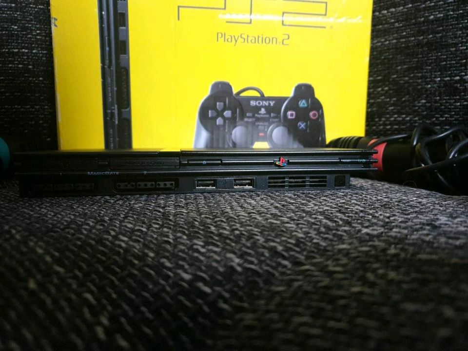 PS2 Slim, mit Controller, Kabel, etc. in Rahden
