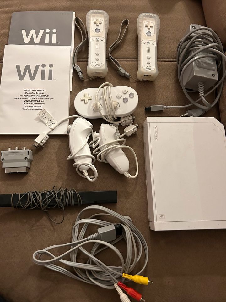 Nintendo Wii I Konsole I weiß in Lahr (Schwarzwald)