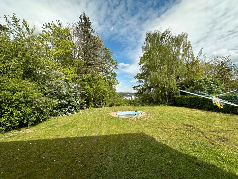 Blicklage / Freistehendes Einfamilienhaus in sehr guter Lage von Wiesbaden-Kohlheck in Wiesbaden