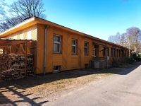 Mehrfamilienhaus – Bungalow mit 3 Wohneinheiten in Waldlage, Wohnung 1: ca. 190 m² Wfl./ Nfl., Wohnung 2: ca. 92 m² Wfl./ Nfl., Wohnung 3: ca. 110 m² Wfl. / Nfl. Schleswig-Holstein - Hohenlockstedt Vorschau