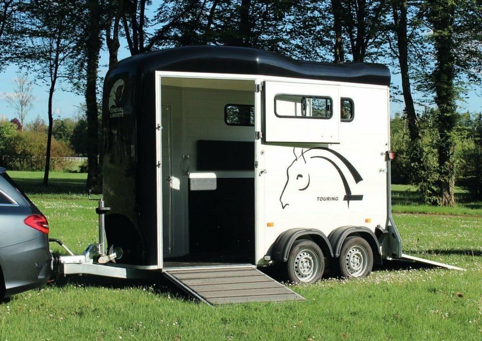 Cheval Liberte Touring One Alu mit Frontausstieg ❤️inkl. Lieferung bis Wunschort❤️ ⚡️ Neu mit Tempo 100⚡️ Pferdeanhänger⚡️ Pferde⚡️Transport⚡️Anhänger⚡️ in Hannover