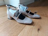 Neue Zara Ballerinas, Gr. 38, Creme Nordrhein-Westfalen - Lohmar Vorschau