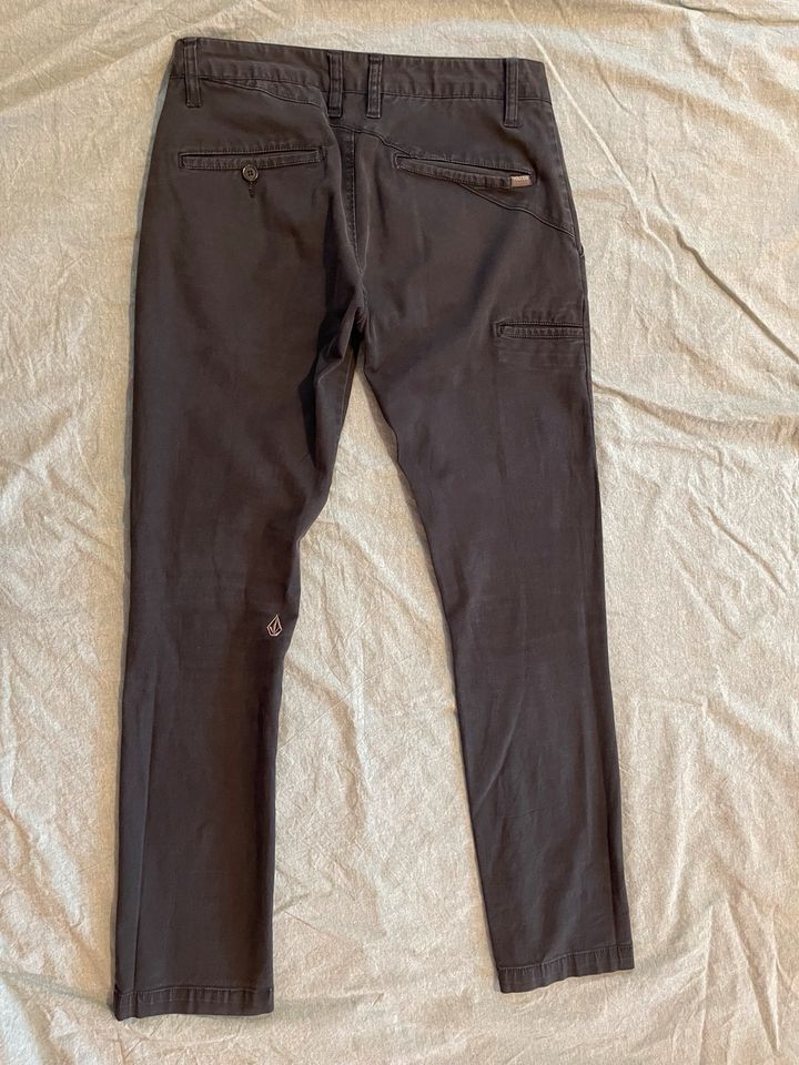 Hose Volcom, schwarz, Gr. 29 in Chemnitz