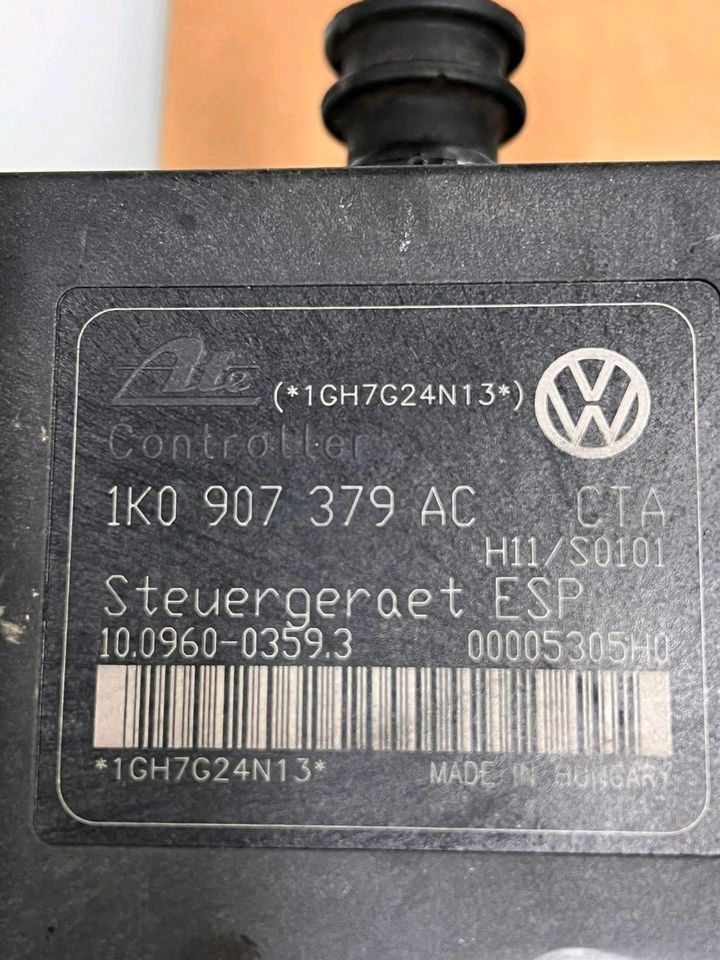 ESP ABS STEUERTEIL VW GOLF 5 TOURAN 1K0 614 517AE 1K0 907 379AC in Aachen