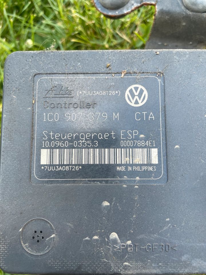 VW Golf 4 ABS 1C0 907 379 in München