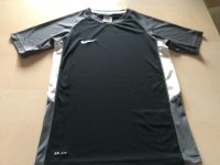 Sportshirt Nike DRI- FIT Gr. 140-152 Bayern - Essenbach Vorschau