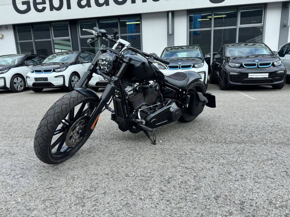 Harley-Davidson Breakout FXBRS in Asperg