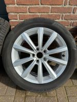 ORIGINAL VW Felgen Passat 17Zoll mit Winterreifen Nordrhein-Westfalen - Straelen Vorschau