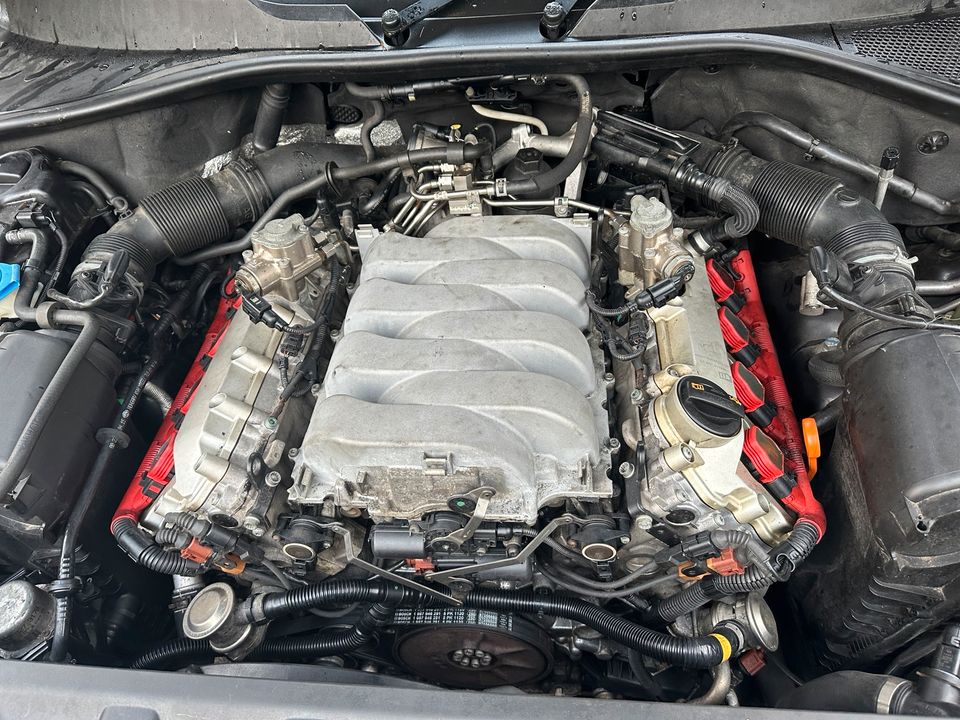 Audi Q7 quattro 4,2l Benziner in Bleckede