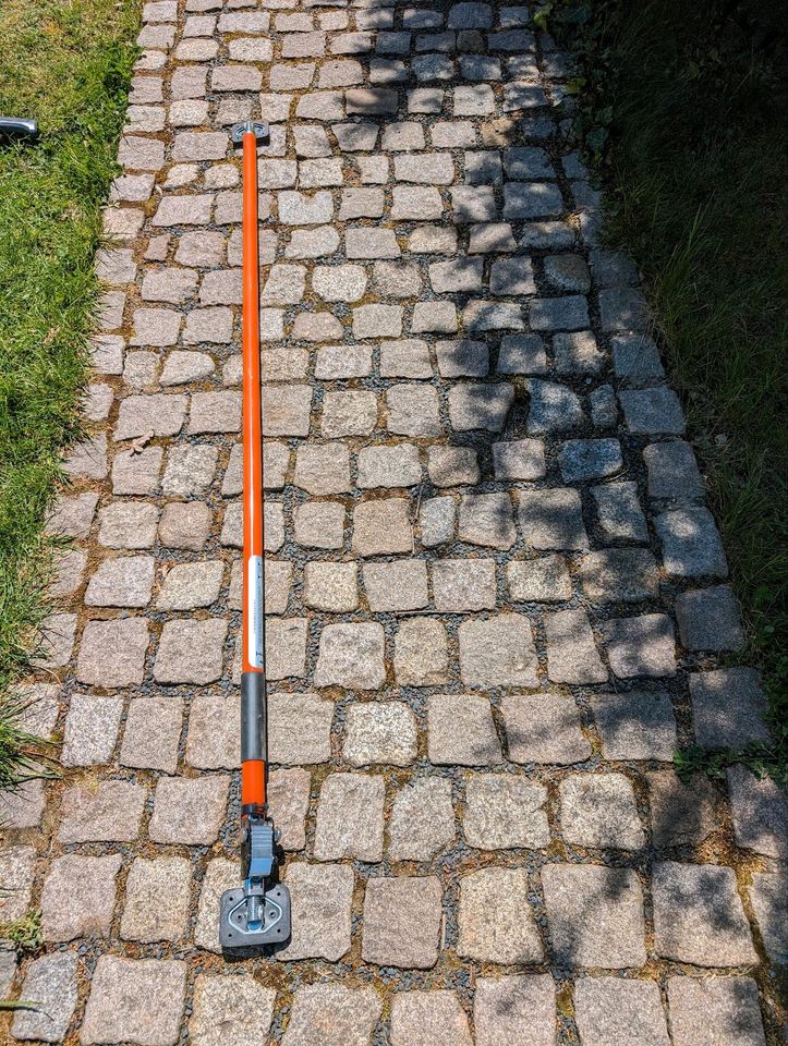 Teleskopstütze 290 cm in Radebeul