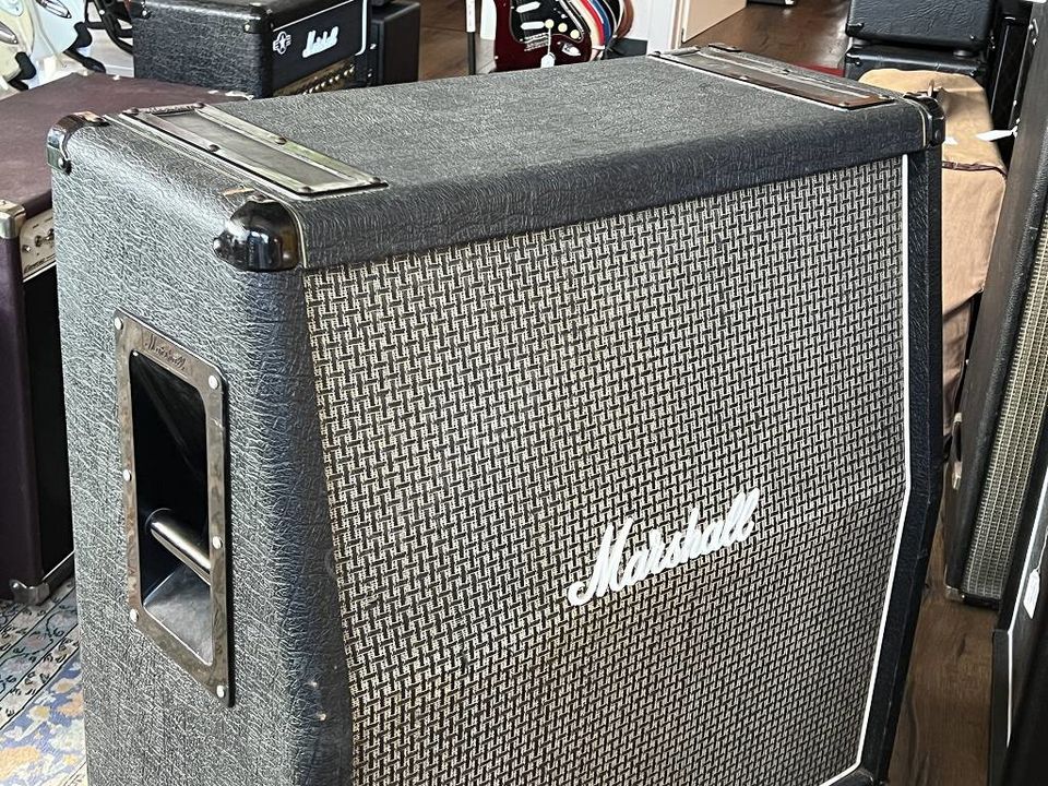 1976 Marshall - 1960A - Narrow Checkerboard - ID 3782 in Emmering