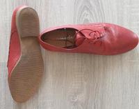 Halbschuhe von Tamaris rot in Größe 41 Thüringen - Gerstungen Vorschau