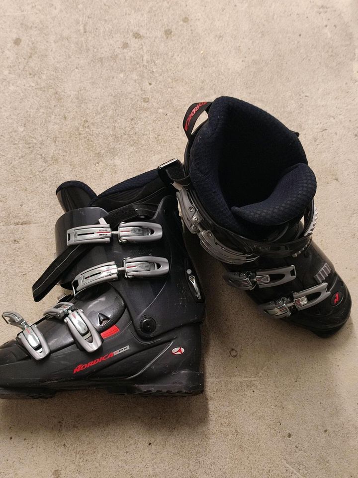 Ski Schuhe in Potsdam