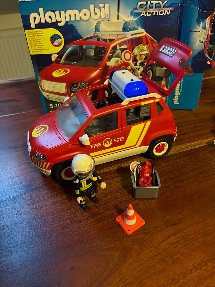 Playmobil 71375 Brandmeisterfahrzeug Feuerwehrauto Licht+Sound in Dresden