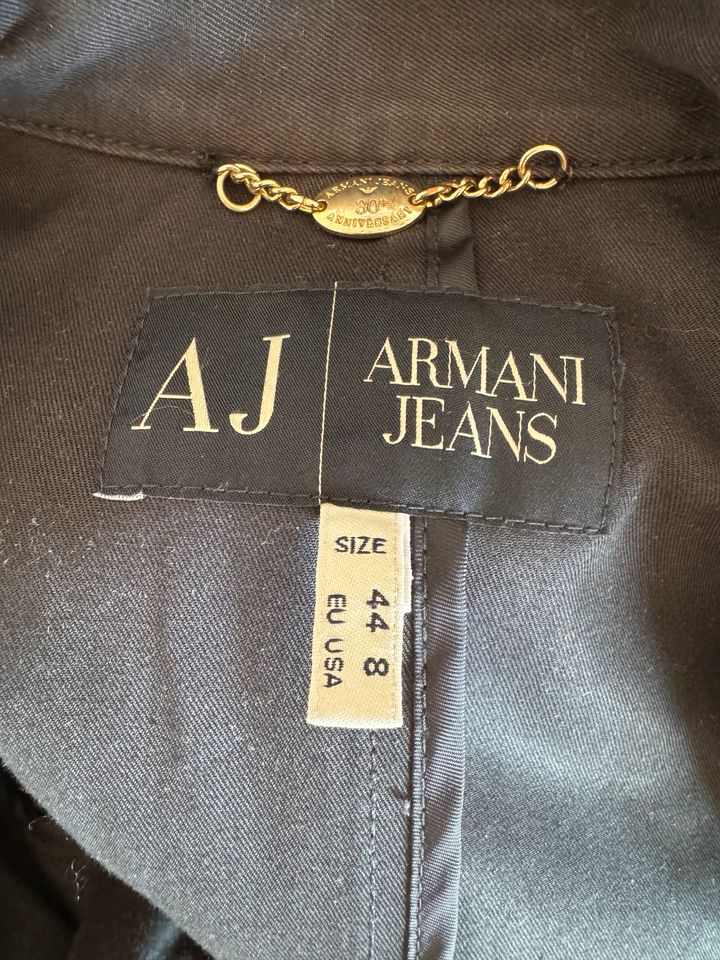 Klassischer Mantel von Armani Gr.IT 44 DE38/40 in Wiehl