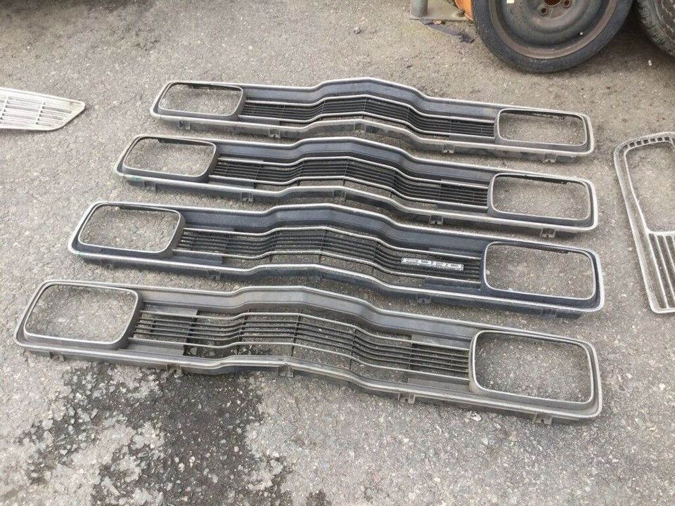 Ford Taunus Knudsen Frontgrill Kühlergrill verschiedene Versionen in Loxstedt