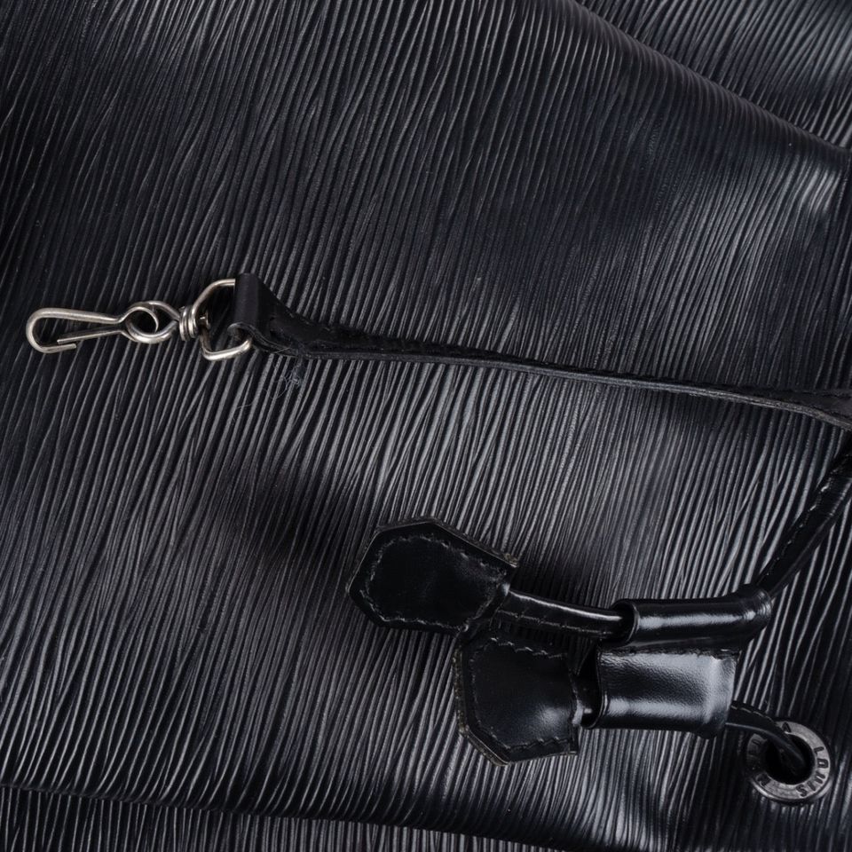 Louis Vuitton Noir Epi Leather Sac a Dos Bag in Halle